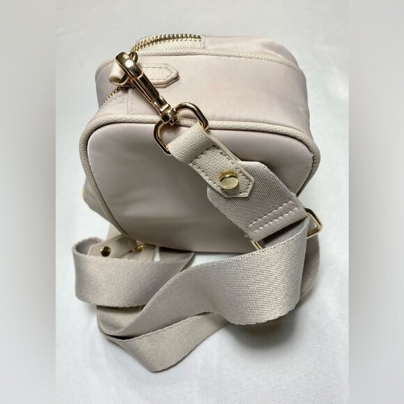 Small Shoulder Bag - Picture 7 of 15